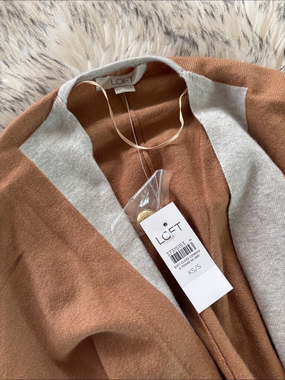 NWT LOFT ColorBlock Button Pocket Wrap - Picture 2 of 4